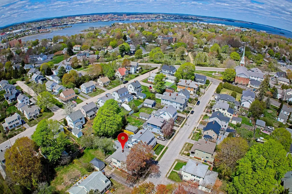 35 Strathmore Road South Portland ME 04106