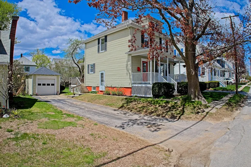 35 Strathmore Road South Portland ME 04106