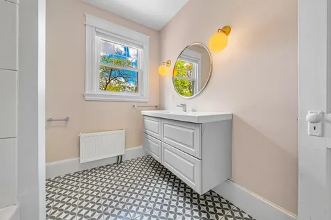 35 Strathmore Road South Portland ME 04106