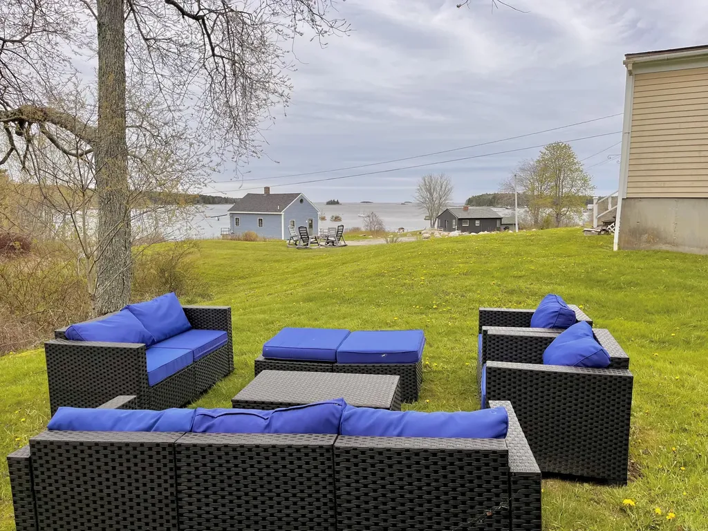 24 Creek Road Bremen ME 04551