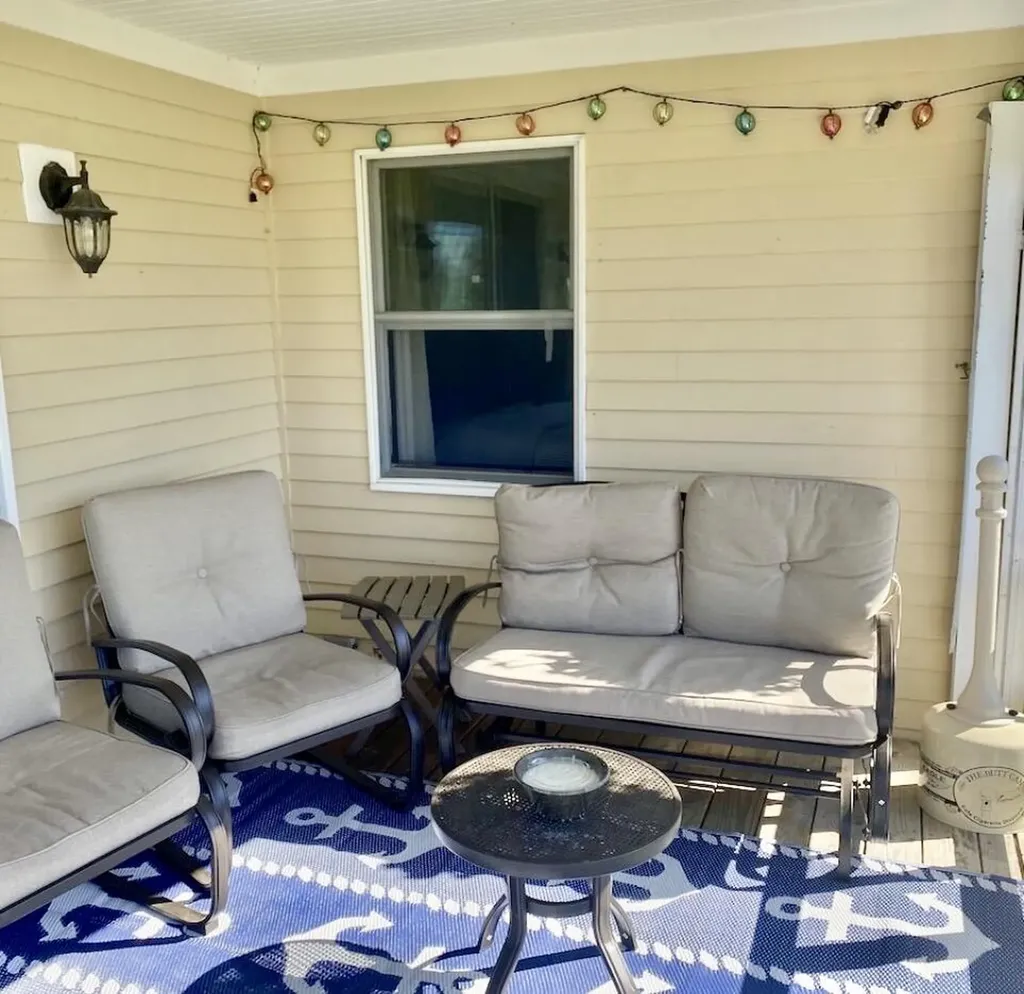24 Creek Road Bremen ME 04551