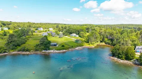 24 Creek Road Bremen ME 04551