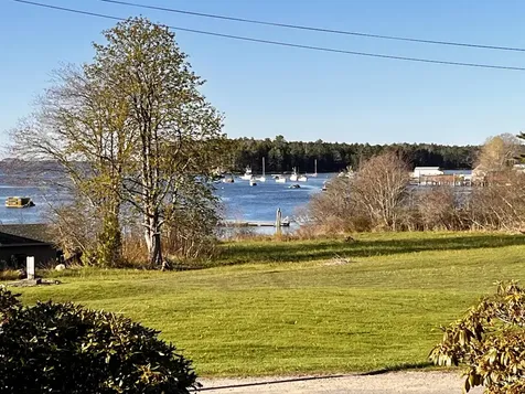 24 Creek Road Bremen ME 04551