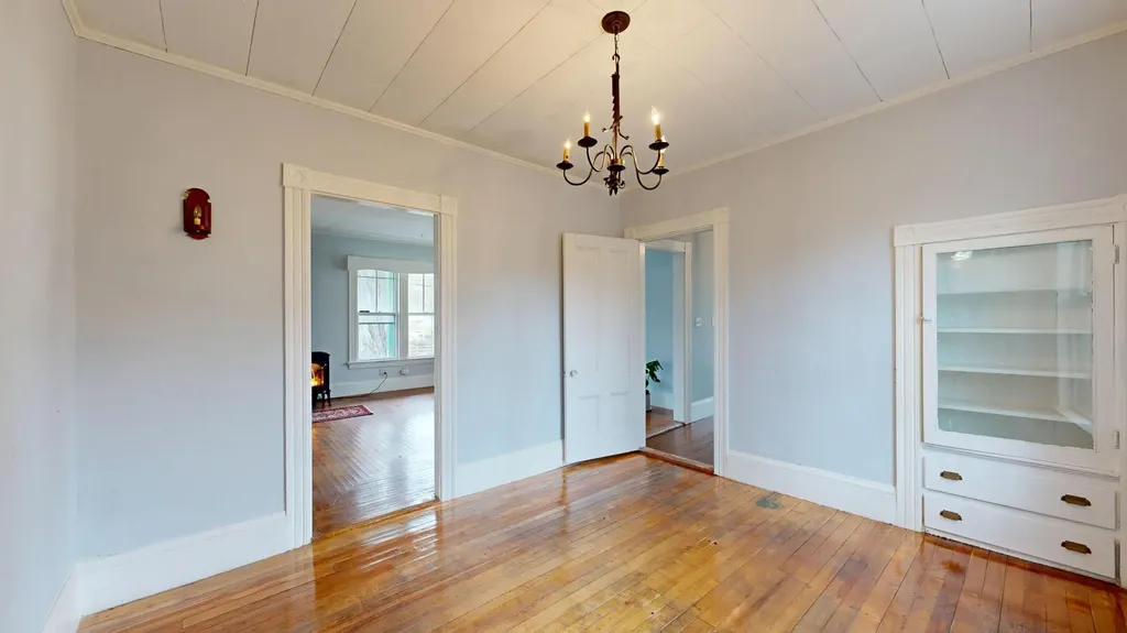 8 Morrill Street Buckfield ME 04220