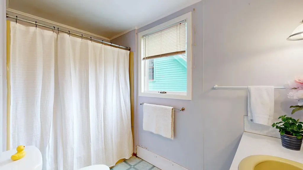 8 Morrill Street Buckfield ME 04220