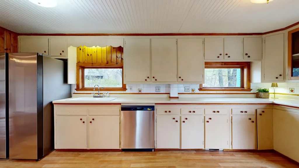 8 Morrill Street Buckfield ME 04220