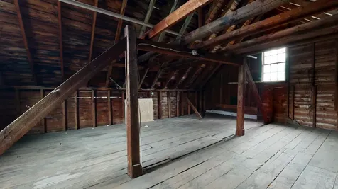 8 Morrill Street Buckfield ME 04220