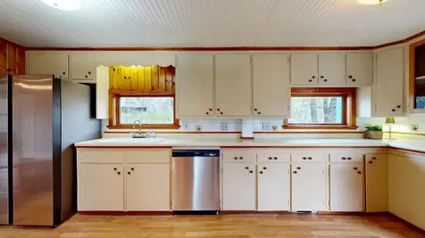 8 Morrill Street Buckfield ME 04220