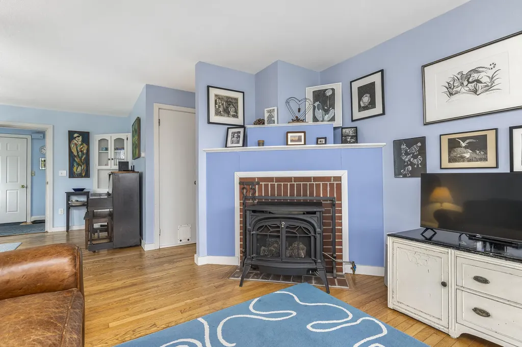 59 New Island Avenue Portland ME 04108