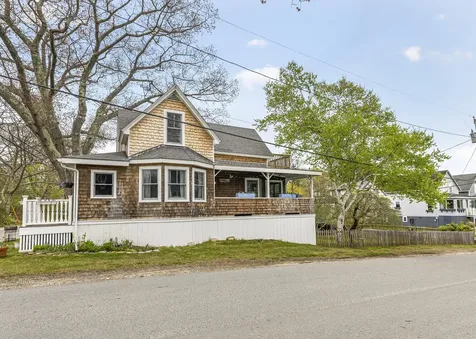 59 New Island Avenue Portland ME 04108