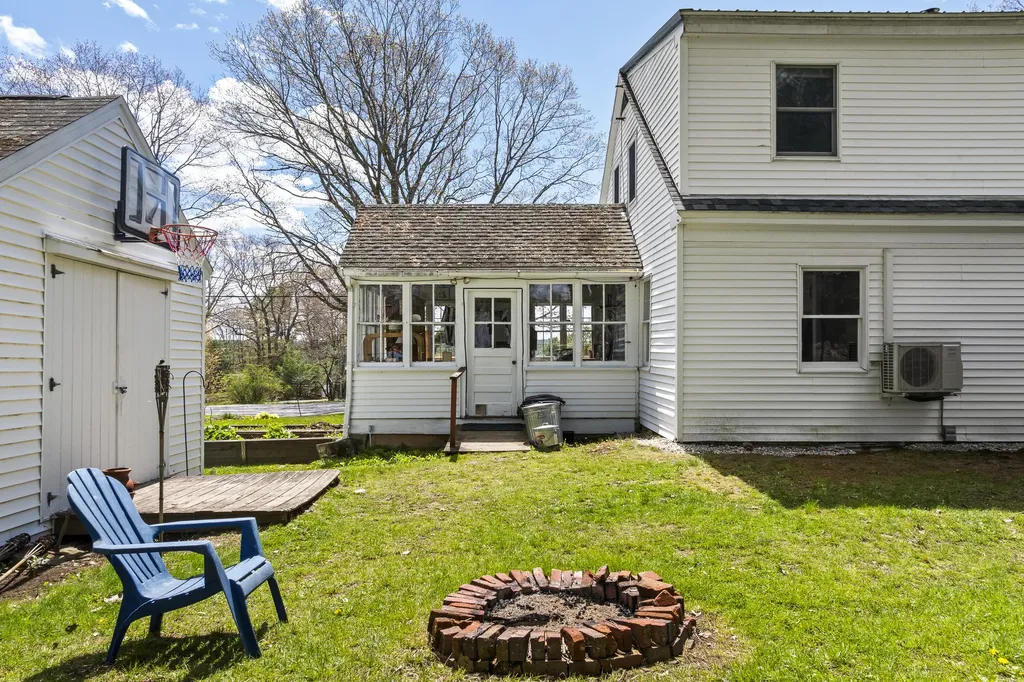 65 Borland Hill Road Nobleboro ME 04555