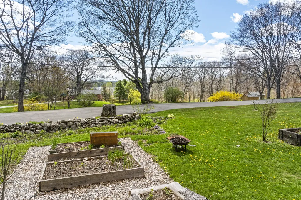 65 Borland Hill Road Nobleboro ME 04555