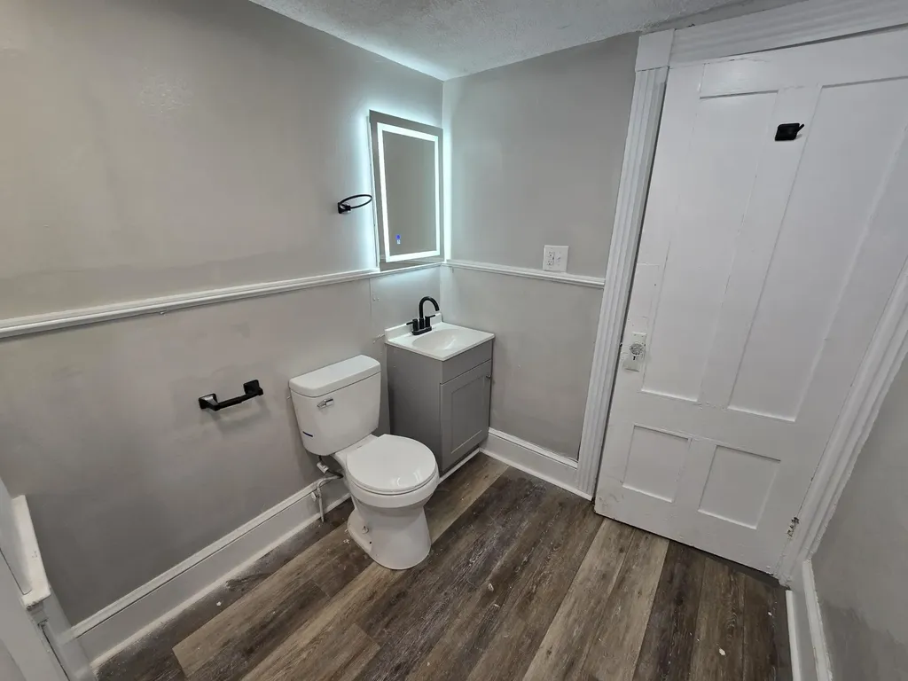 9 Morton Place Augusta ME 04330
