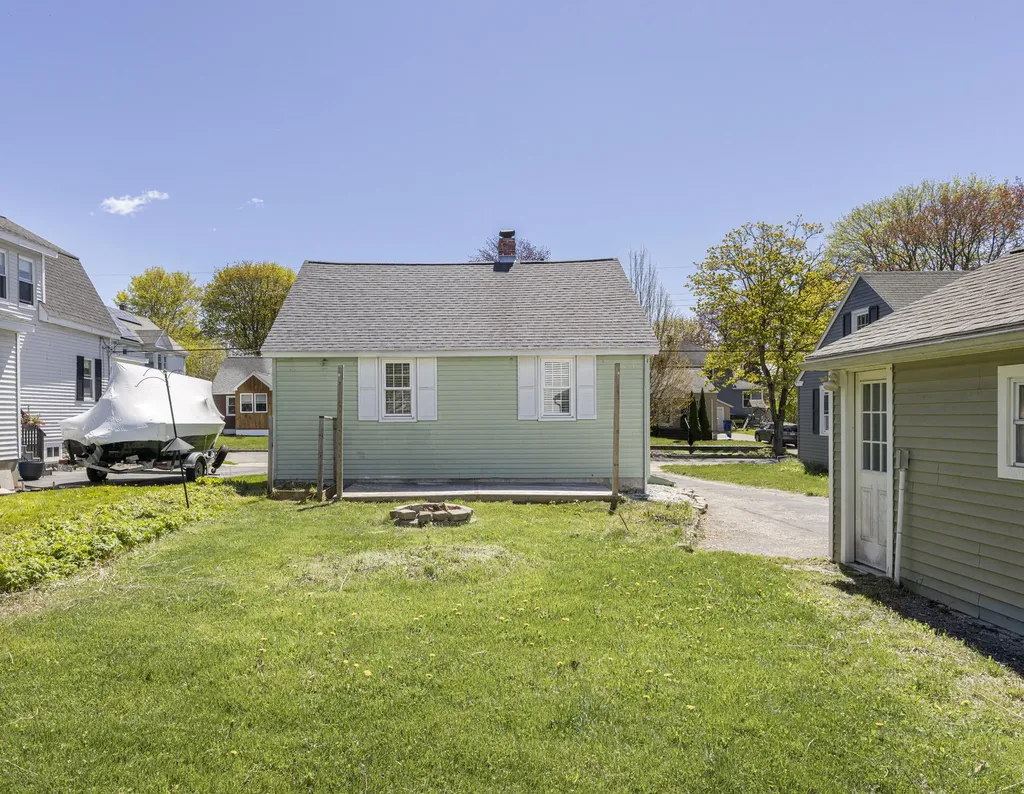 24 Westminster Avenue Portland ME 04103