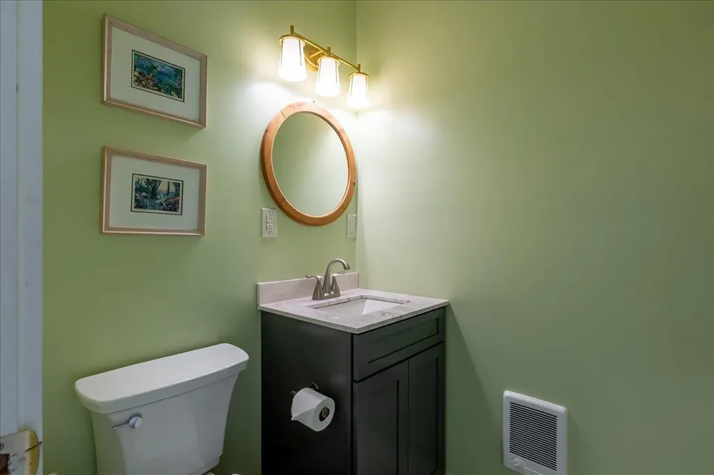 35 Orange Street Rockland ME 04841