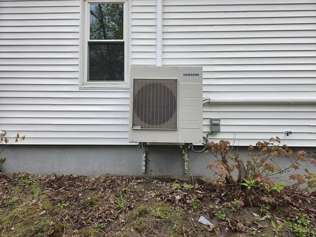 35 Webber Avenue Lewiston ME 04240