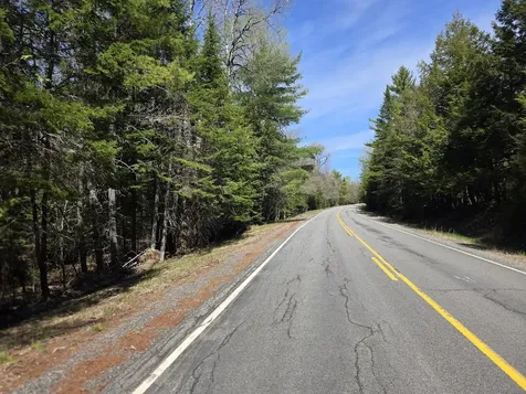 L2 Us Route 2 Macwahoc Plt ME 04451