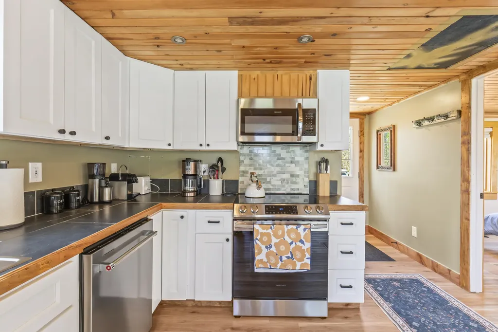100 Whites Cove Lane Georgetown ME 04548