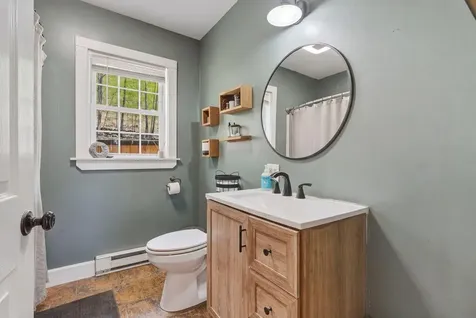 15 Waldron Drive Limerick ME 04048
