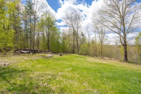 15 Waldron Drive Limerick ME 04048