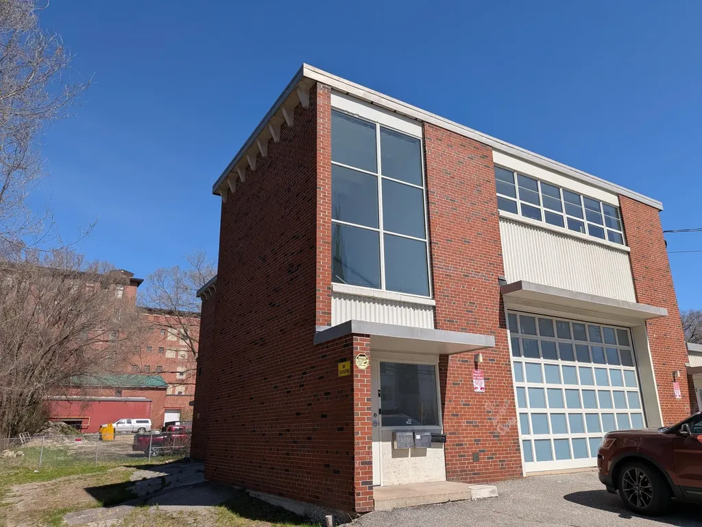 188 Lincoln Street Lewiston ME 04240