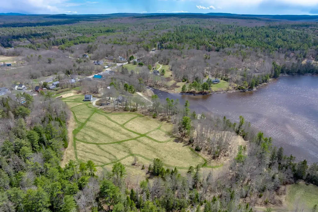 27 Town Landing Road Penobscot ME 04476