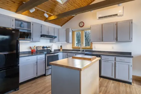 27 Town Landing Road Penobscot ME 04476