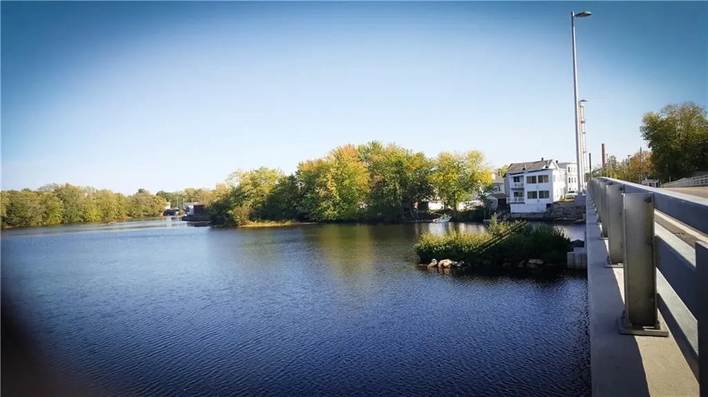 20 Pine Street Biddeford ME 04005
