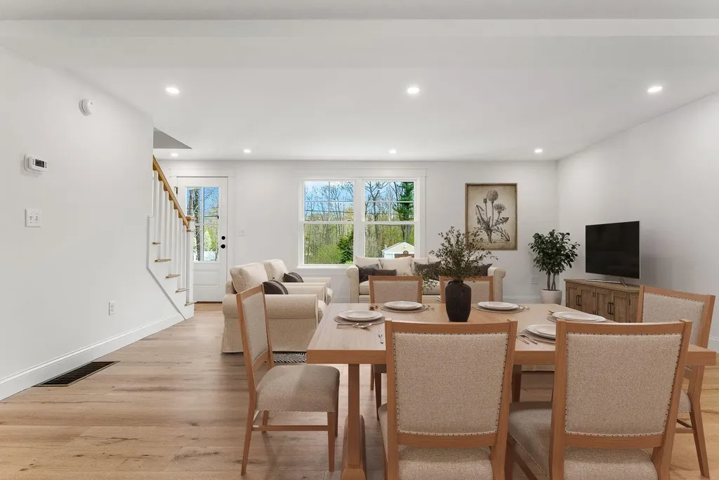 256 Berwick Road Ogunquit ME 03907