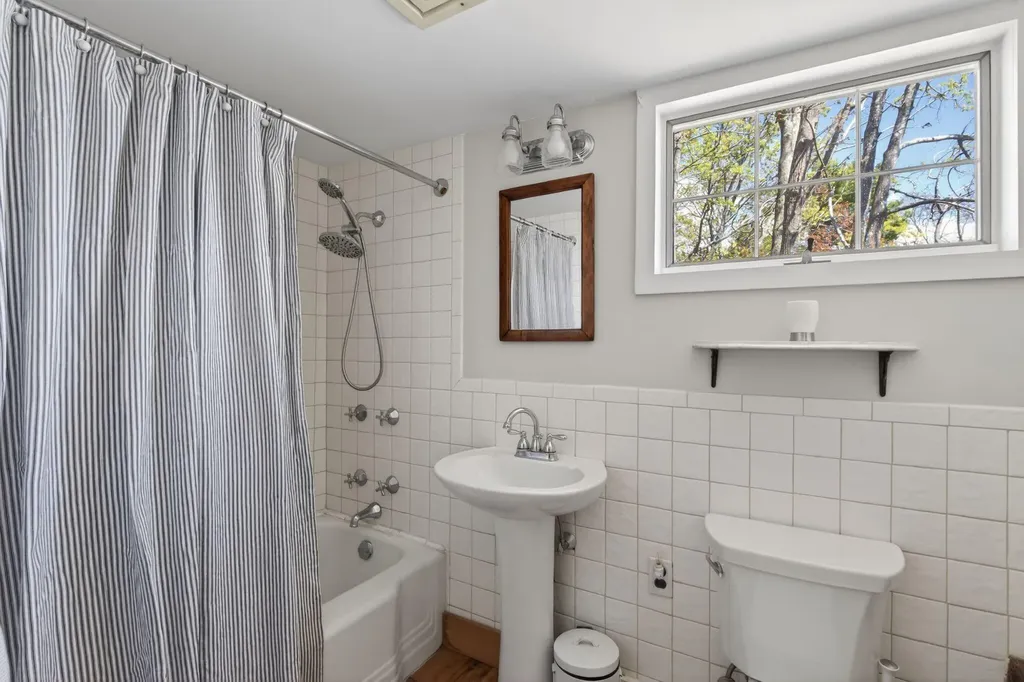 1475 Washington Street Bath ME 04530