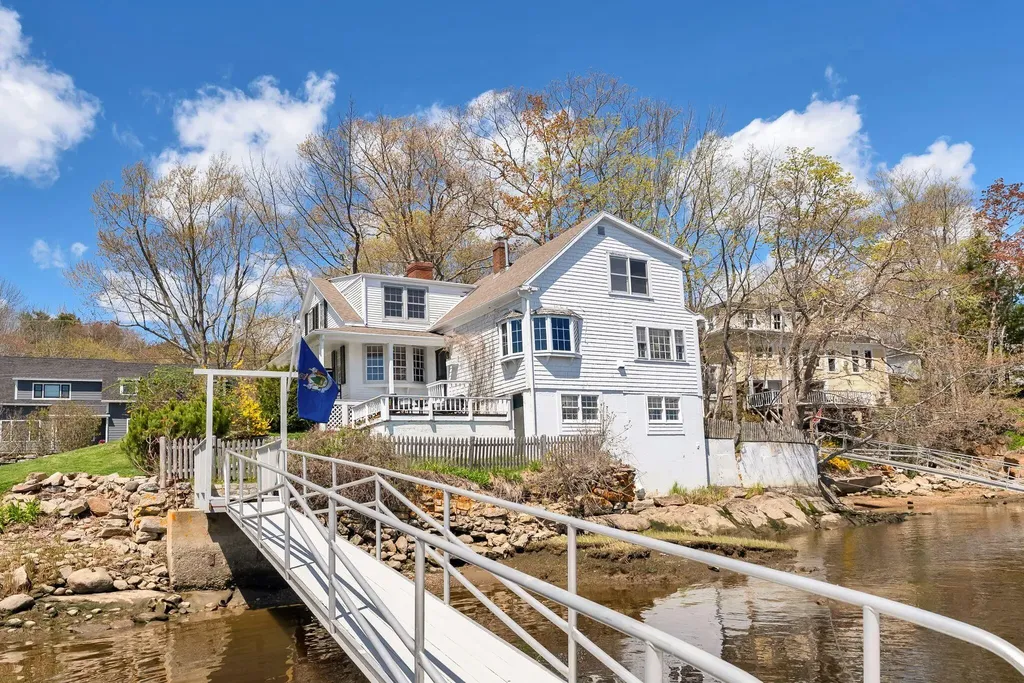 1475 Washington Street Bath ME 04530