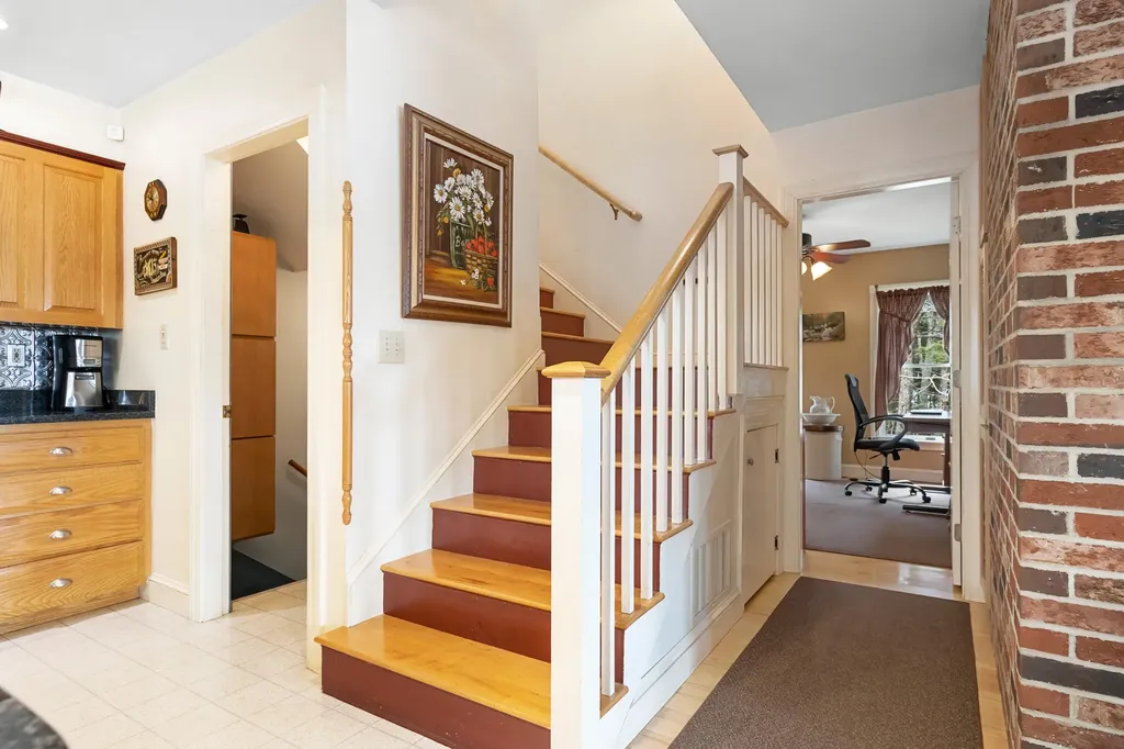 127 Moody's Island Road Nobleboro ME 04555
