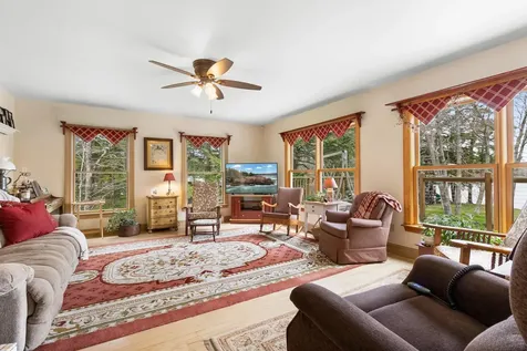 127 Moody's Island Road Nobleboro ME 04555