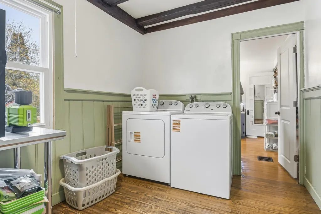 3427 Middle Road Sidney ME 04330