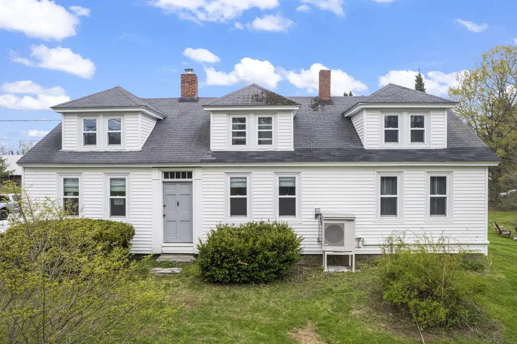 3427 Middle Road Sidney ME 04330