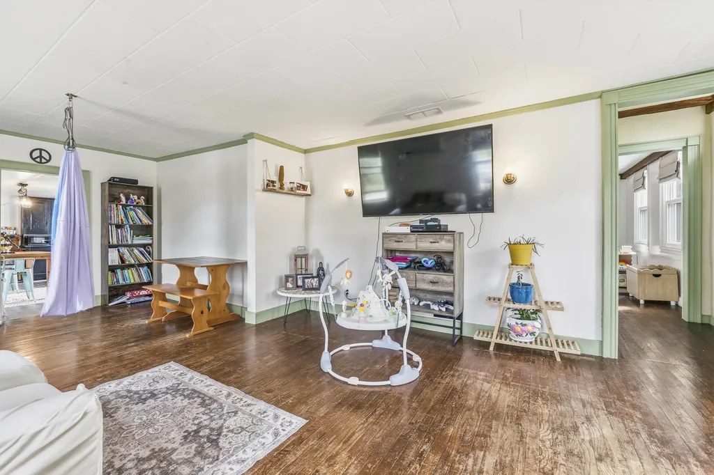3427 Middle Road Sidney ME 04330