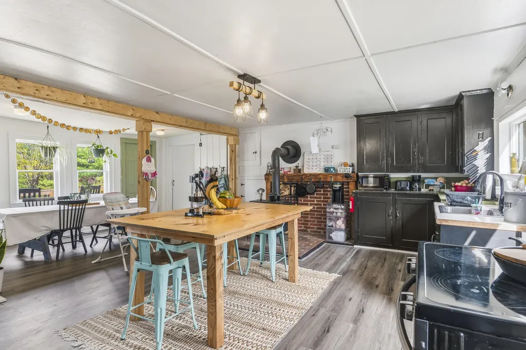 3427 Middle Road Sidney ME 04330