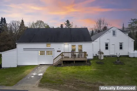 3427 Middle Road Sidney ME 04330