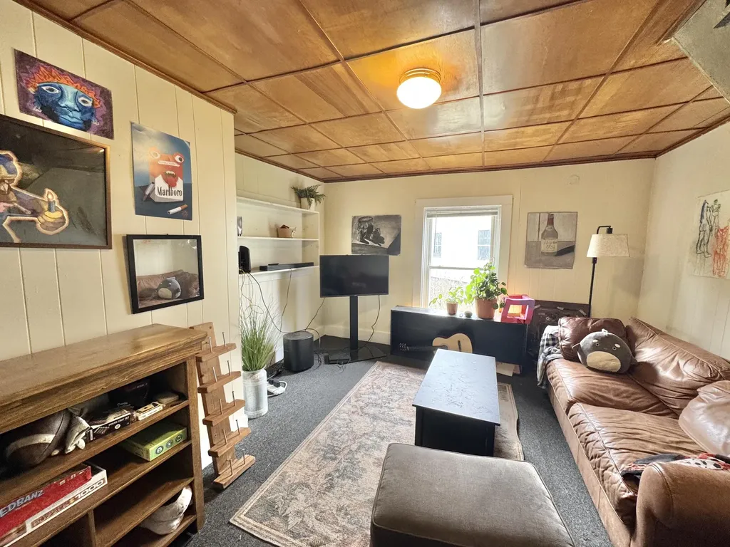 3 Park Street Orono ME 04473