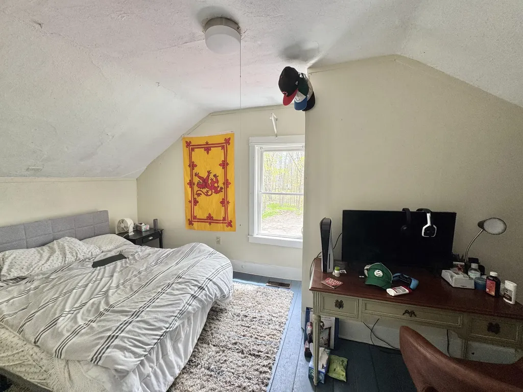 3 Park Street Orono ME 04473
