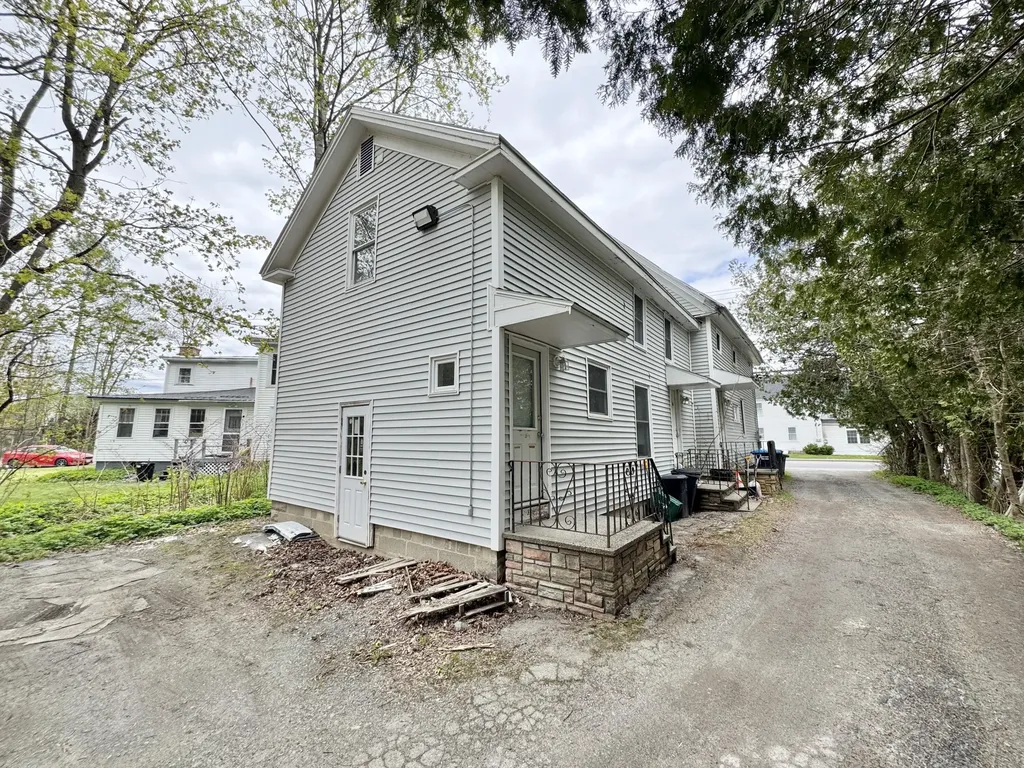 3 Park Street Orono ME 04473