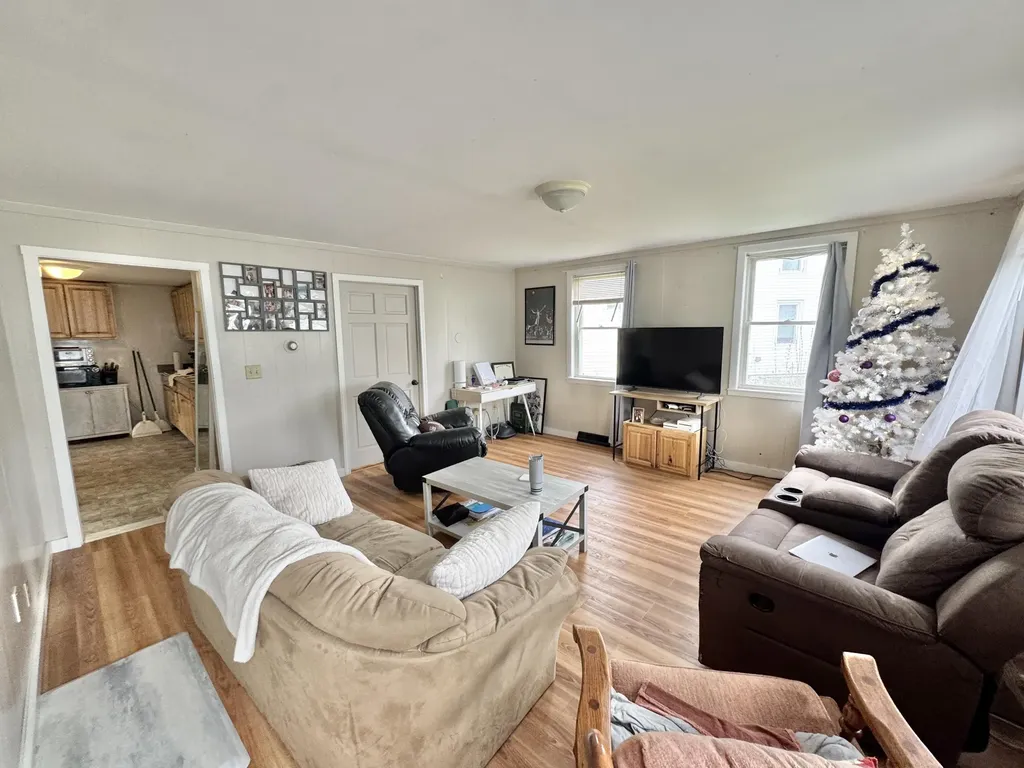 3 Park Street Orono ME 04473