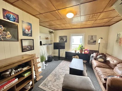 3 Park Street Orono ME 04473