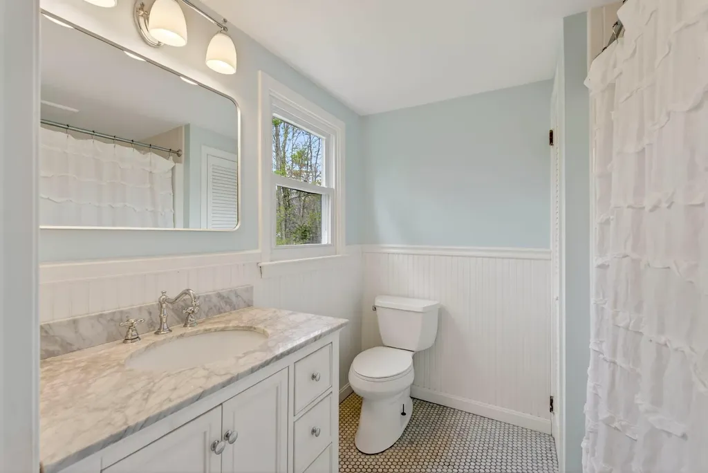 69 Seaborne Drive Yarmouth ME 04096