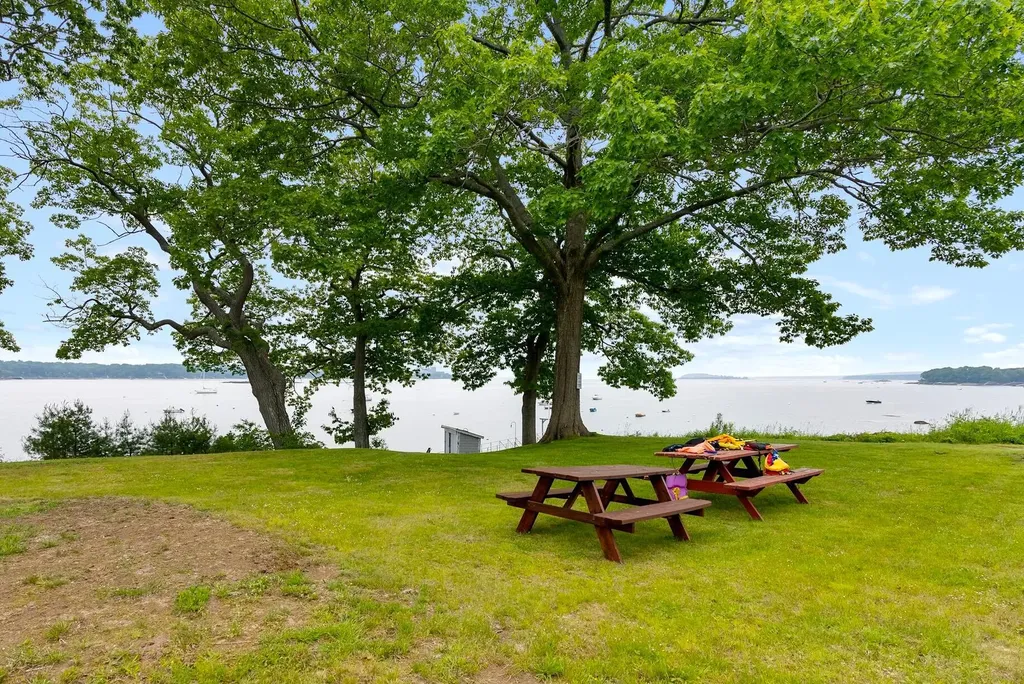 69 Seaborne Drive Yarmouth ME 04096