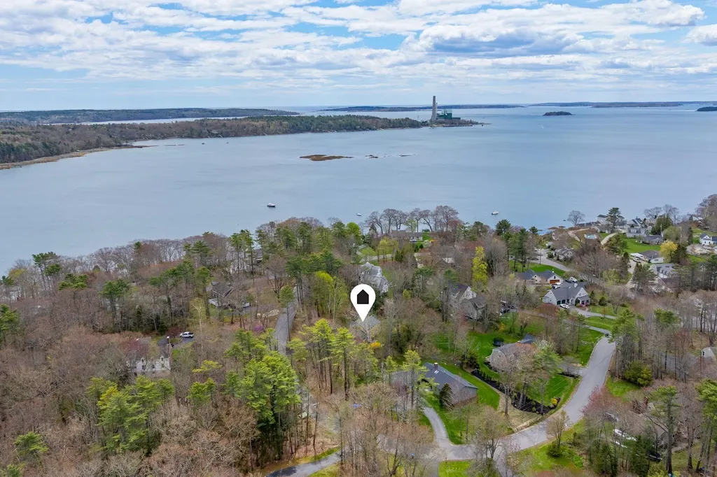 69 Seaborne Drive Yarmouth ME 04096