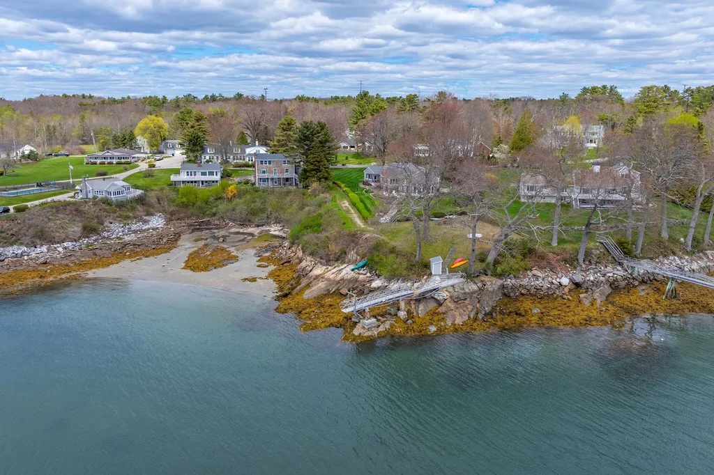69 Seaborne Drive Yarmouth ME 04096