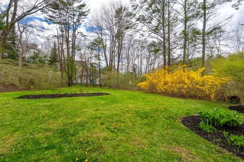 69 Seaborne Drive Yarmouth ME 04096