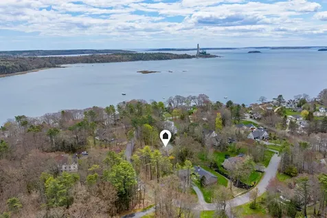 69 Seaborne Drive Yarmouth ME 04096