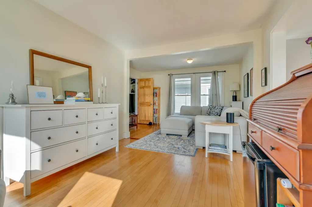 31 Alba Street Portland ME 04103